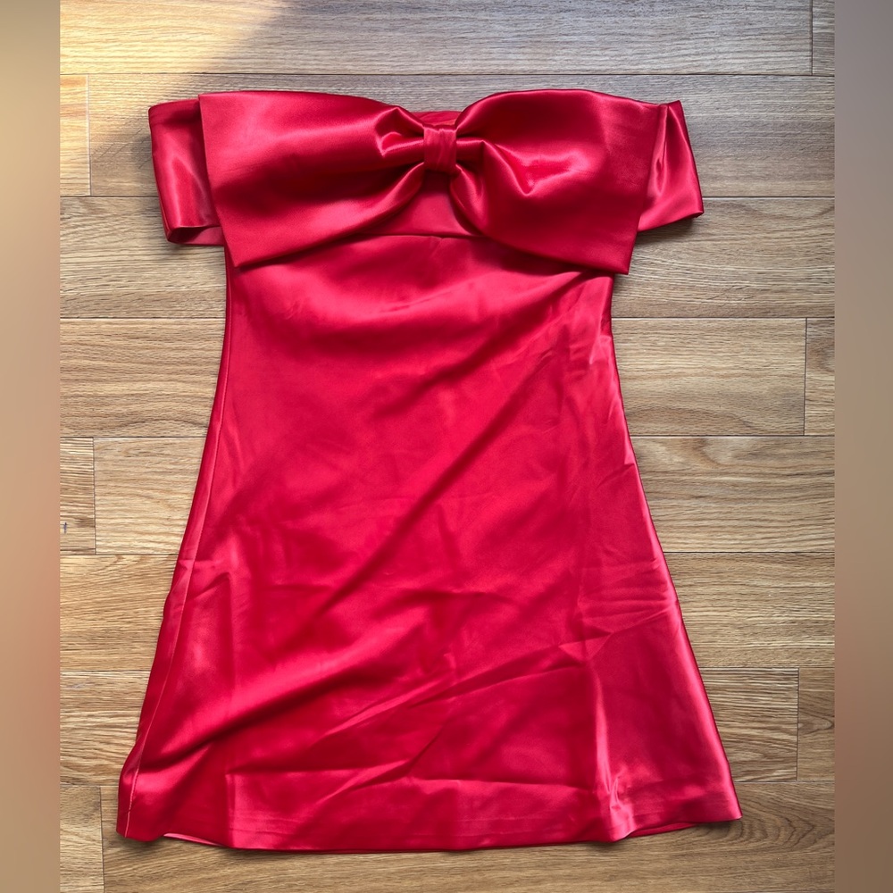 Beginning Boutique Nicole Laeno red dress bow